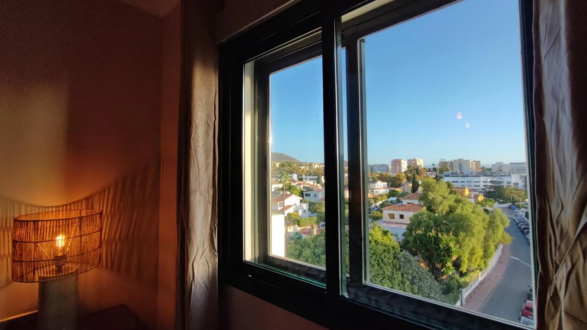 Isla De Benalmadena 1, Jacuzzi, 80M From The Sea, Ac, Bbq, Private Parking, Big Terrace公寓